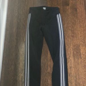 stretchy Athleta girl black leggings